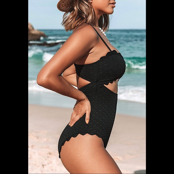 🆕 One Piece Swimsuit Sexy Black Cutout Scallop Trim Bathing Suit - Picture 3 of 4